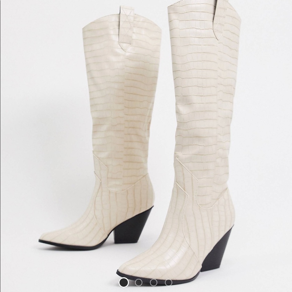 Z_Code_Z Exclusive Nuria vegan knee high western boots in bone croc size 9